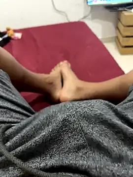 Snapshot of vergeta19 chatting on November 2025 12:58:02 AM vergeta19 online show from November 2025 12:58:02 AM