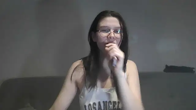 LaVostraDorothy online show from December 2025 08:47:01 PM