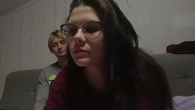 LaVostraDorothy online show from April 2026 07:50:01 PM