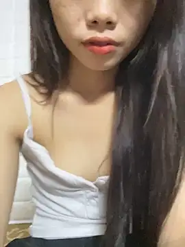 Snapshot of Leyleisanmay chatting on October 2025 02:40:02 PM Leyleisanmay online show from October 2025 02:40:02 PM