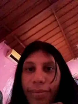 chiquitaputa online show from April 2026 08:44:02 PM