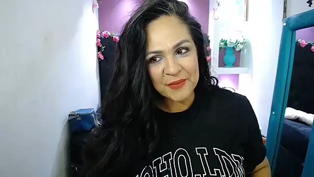 FunnyMatureXxX online show from December 2025 01:19:01 AM