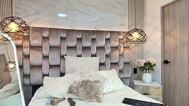 Snapshot of DulceEstrella_ chatting on February 2026 11:53:02 AM DulceEstrella online show from February 2026 11:53:02 AM