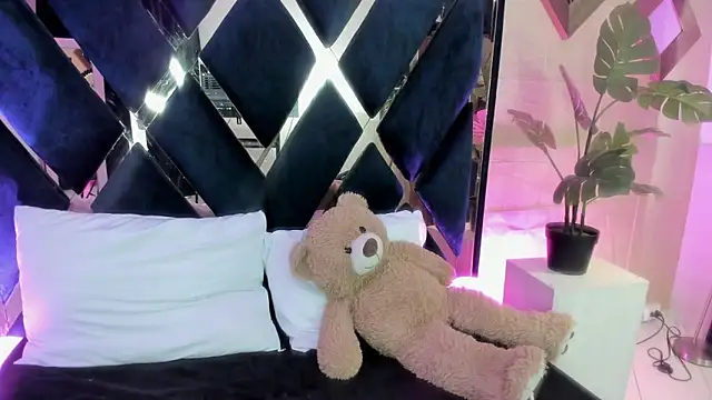 Valery Brand online show from February 2026 12:29:01 PM