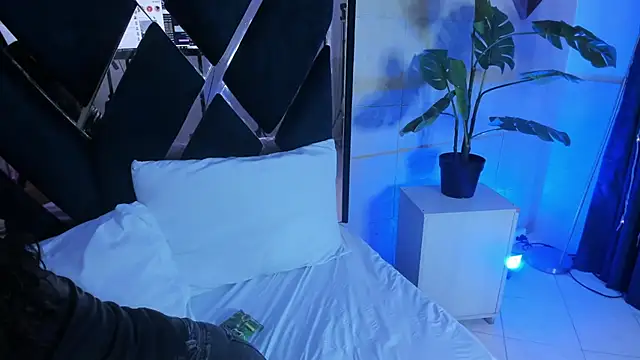 Valery Brand online show from February 2026 01:22:02 PM