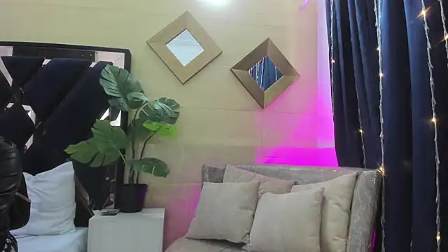 Valery Brand online show from April 2026 12:23:01 PM