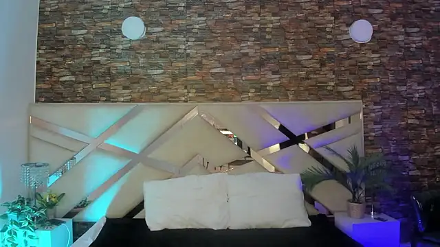 Valery Brand online show from January 2026 12:33:02 PM