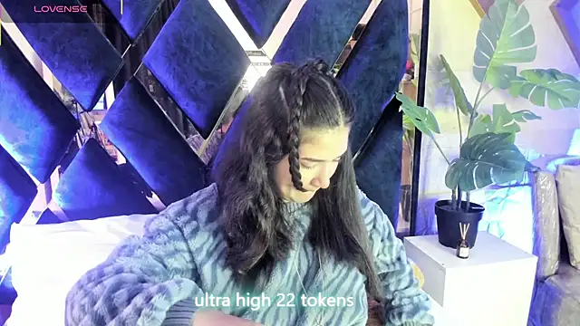 Valery Brand online show from March 2026 12:44:02 PM