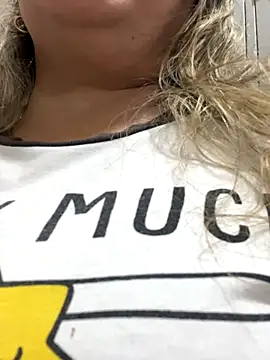 Snapshot of Lucy_Milf_474 chatting on October 2025 11:56:01 AM Lucy Milf 474 online show from October 2025 11:56:01 AM