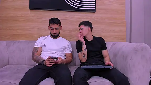 mike friends online show from May 2026 04:41:01 AM