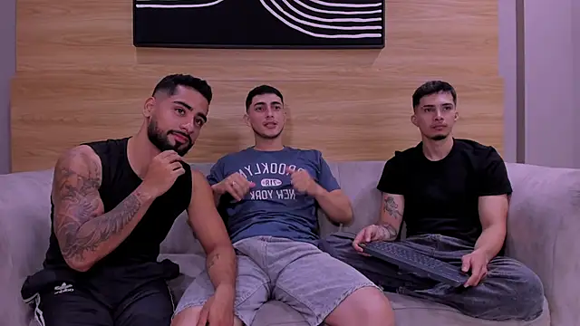 mike friends online show from February 2026 01:02:02 AM