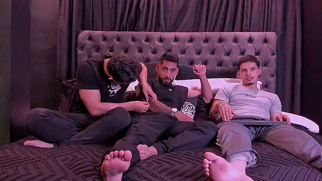 mike friends online show from March 2026 01:12:02 AM