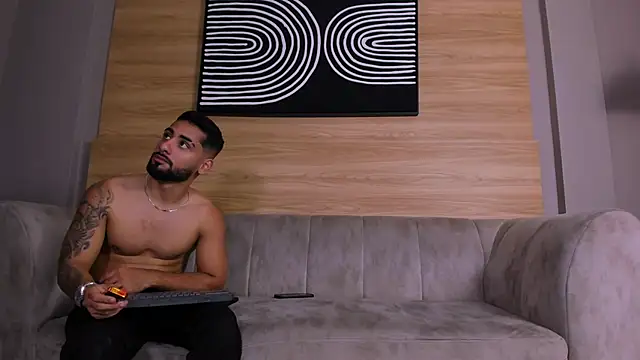 mike friends online show from October 2025 01:15:02 AM