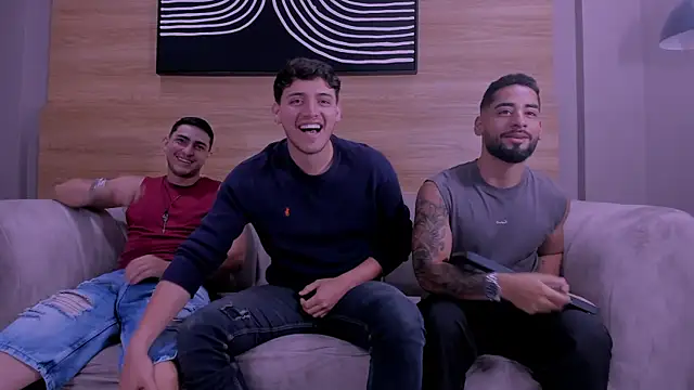 mike friends online show from December 2025 02:41:02 PM