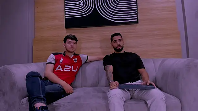 mike friends online show from December 2025 02:07:02 PM