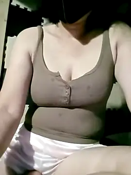 Surrilove online show from September 2025 11:59:02 AM