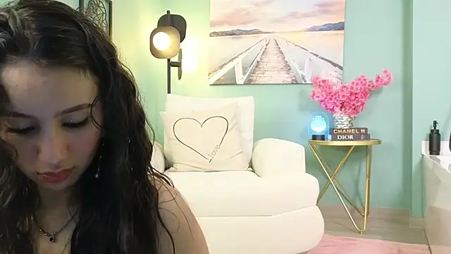 Calipso Parisi online show from November 2025 01:22:01 PM