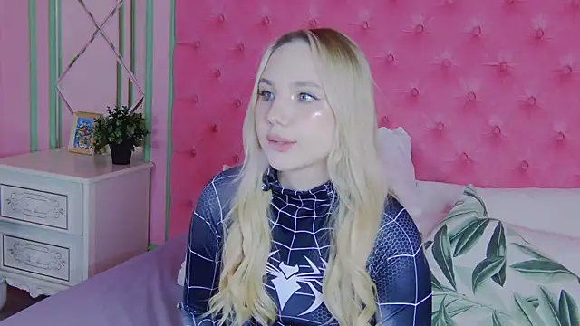 Sky Cutie online show from March 2026 05:14:02 AM