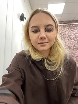 Sky Cutie online show from October 2025 05:04:02 AM