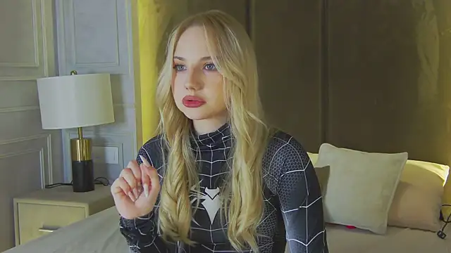 Sky Cutie online show from April 2026 04:58:02 AM