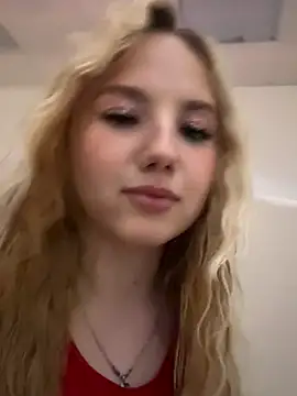 Sky Cutie online show from September 2025 04:34:02 AM