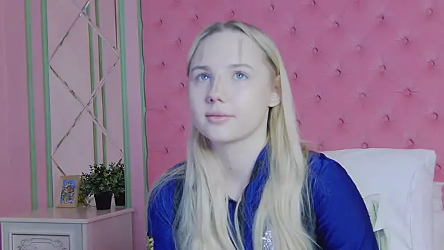 Sky Cutie online show from February 2026 05:07:02 AM