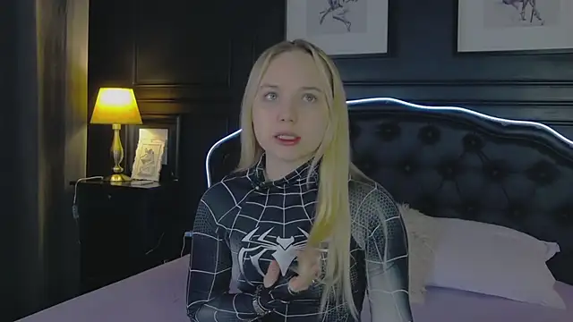 Sky Cutie online show from March 2026 04:13:01 AM