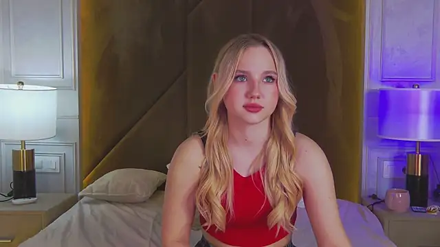 Sky Cutie online show from March 2026 04:42:01 AM