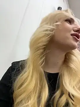 Sky Cutie online show from February 2026 04:20:01 AM