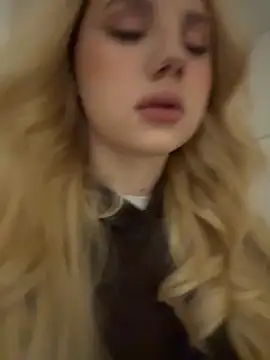 Sky Cutie online show from February 2026 05:17:01 AM