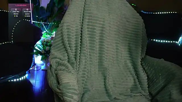 Snapshot of AnitaVon chatting on February 2026 02:40:02 AM AnitaVon online show from February 2026 02:40:02 AM