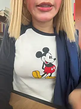 SweetBunnyGF online show from March 2026 09:55:02 PM