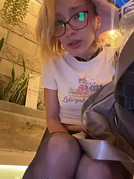 SweetBunnyGF online show from June 2026 11:21:01 PM
