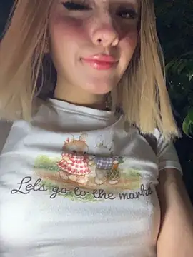 SweetBunnyGF online show from December 2025 11:25:02 PM