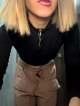 SweetBunnyGF online show from November 2025 09:52:02 PM