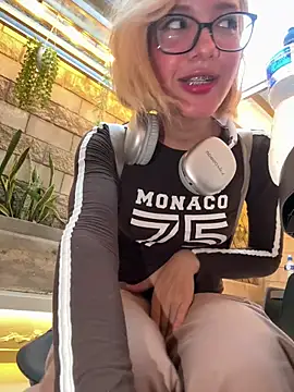 SweetBunnyGF online show from May 2026 10:38:02 PM