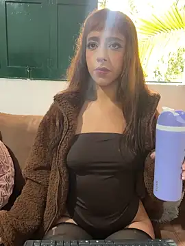 AliceMrtnz online show from March 2026 06:58:02 PM