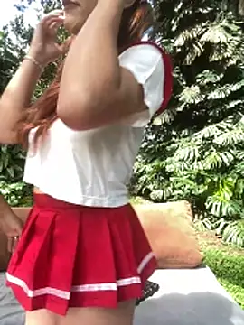 AliceMrtnz online show from January 2026 04:33:01 PM