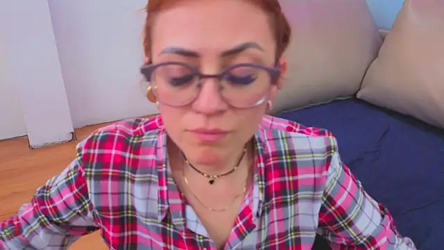 Victoria Fallon online show from October 2025 08:19:01 PM