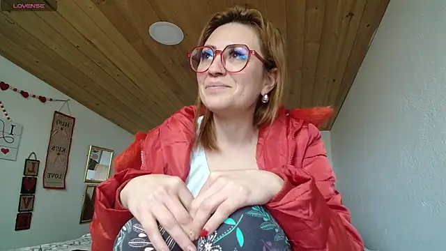 Victoria Fallon online show from April 2026 06:12:02 PM