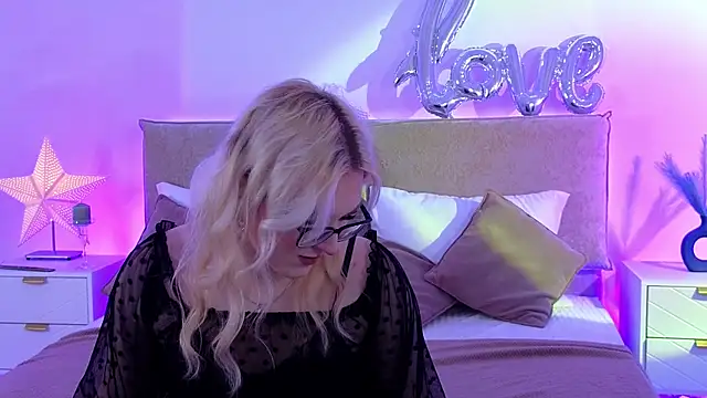 Jules night online show from May 2026 09:07:01 PM