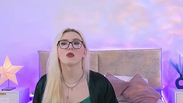 Jules night online show from February 2026 09:12:01 PM