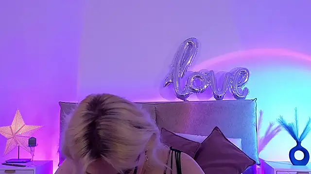 Jules night online show from May 2026 09:18:02 PM