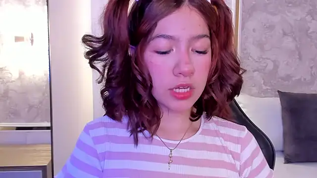 doll eyees  online show from September 2025 02:28:01 AM