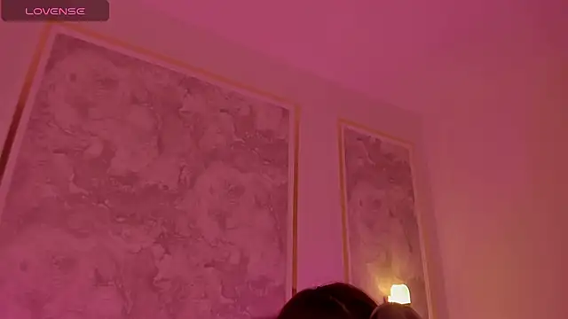 doll eyees  online show from October 2025 02:35:01 AM