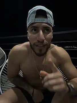 Thiago Hill online show from January 2026 05:03:02 AM