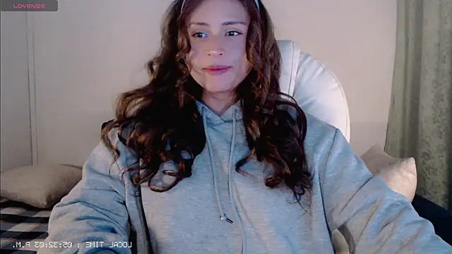 Flor3citarockera online show from October 2025 10:33:01 PM