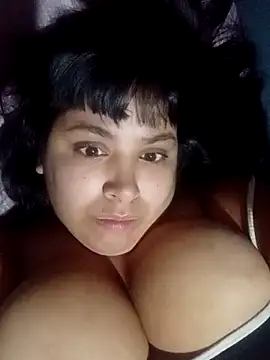 Pomelit00 online show from February 2026 06:48:02 AM