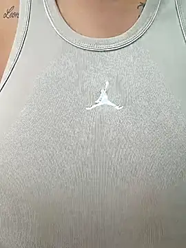 Pomelit00 online show from February 2026 10:21:02 PM