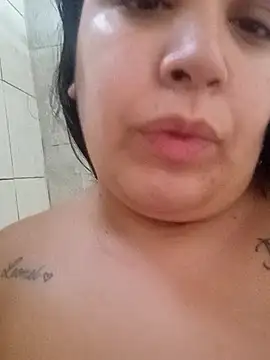 Pomelit00 online show from February 2026 09:39:02 PM